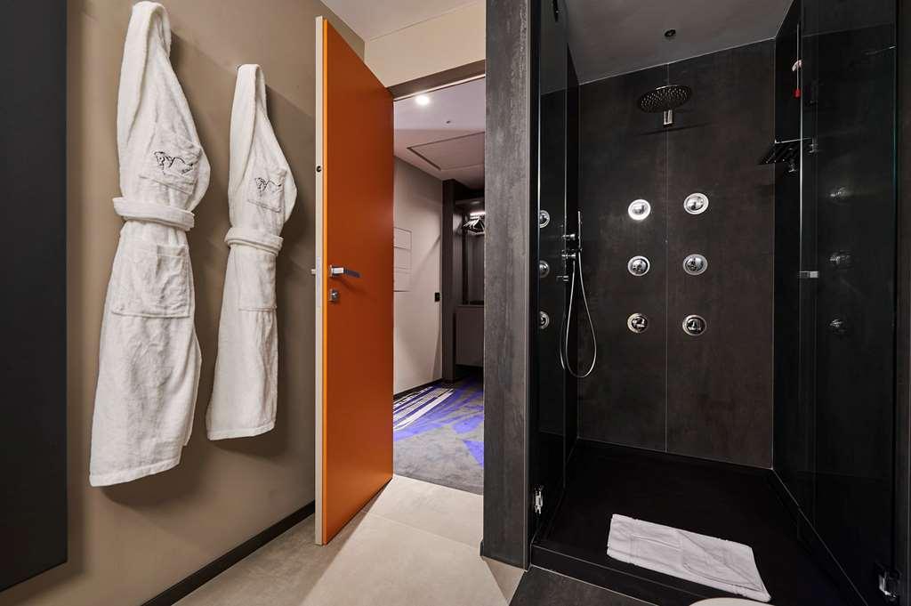 Mytale Rome Hotel Room photo